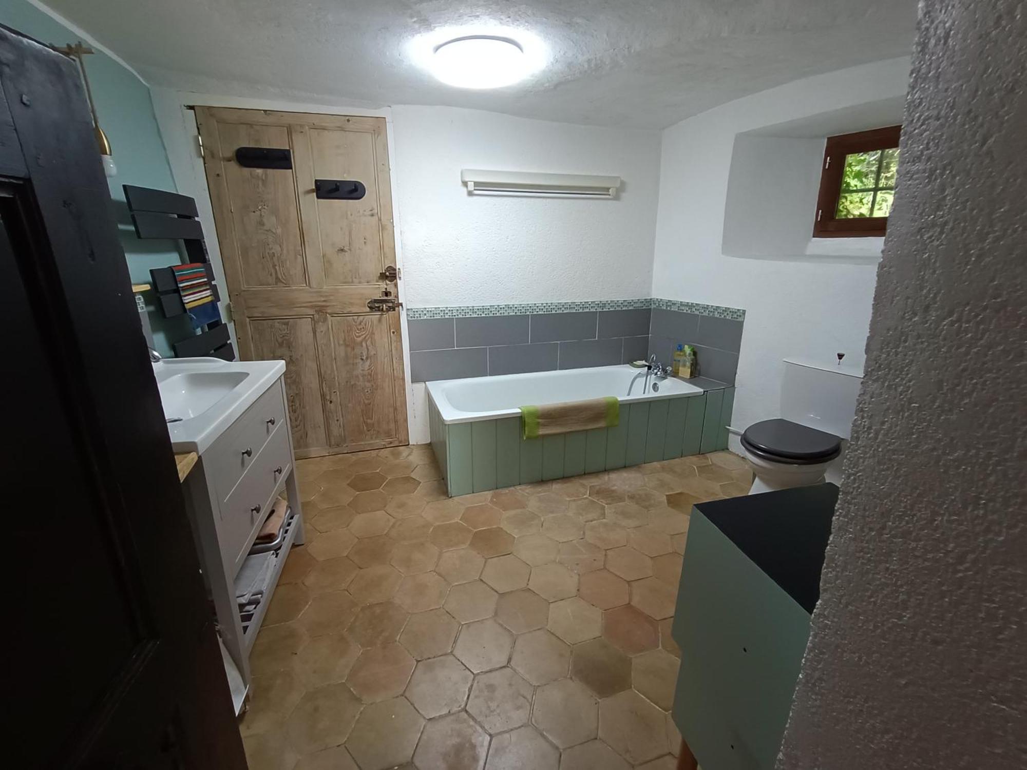 Chambre Ou Gite Dans Une Maison De Montagne - De Suzon A Zelie Entraigues  Room photo