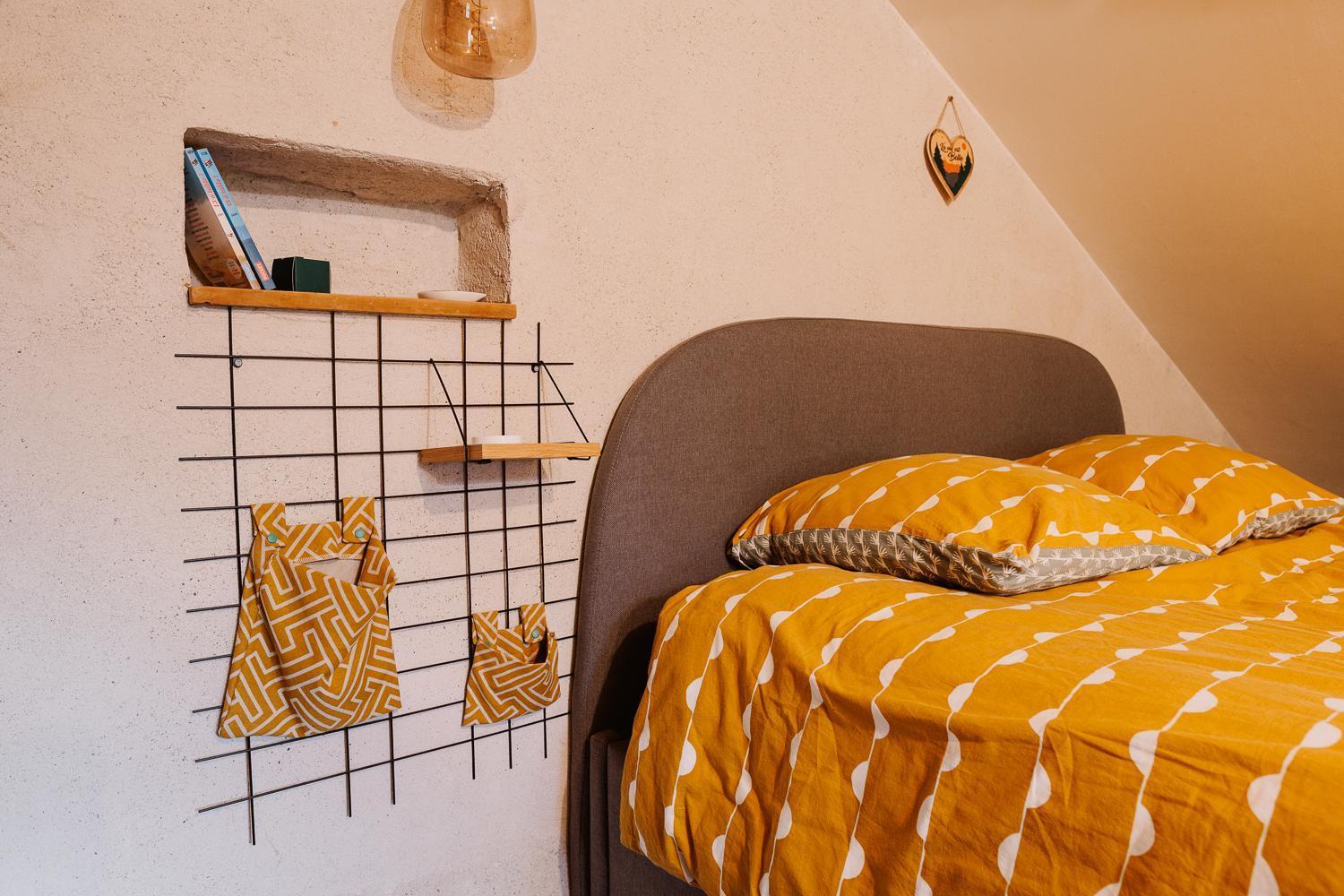 Chambre Ou Gite Dans Une Maison De Montagne - De Suzon A Zelie Entraigues  Exterior photo